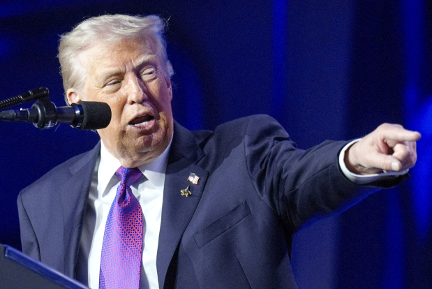 Trump ‘prefers talks with Iran but has military options’